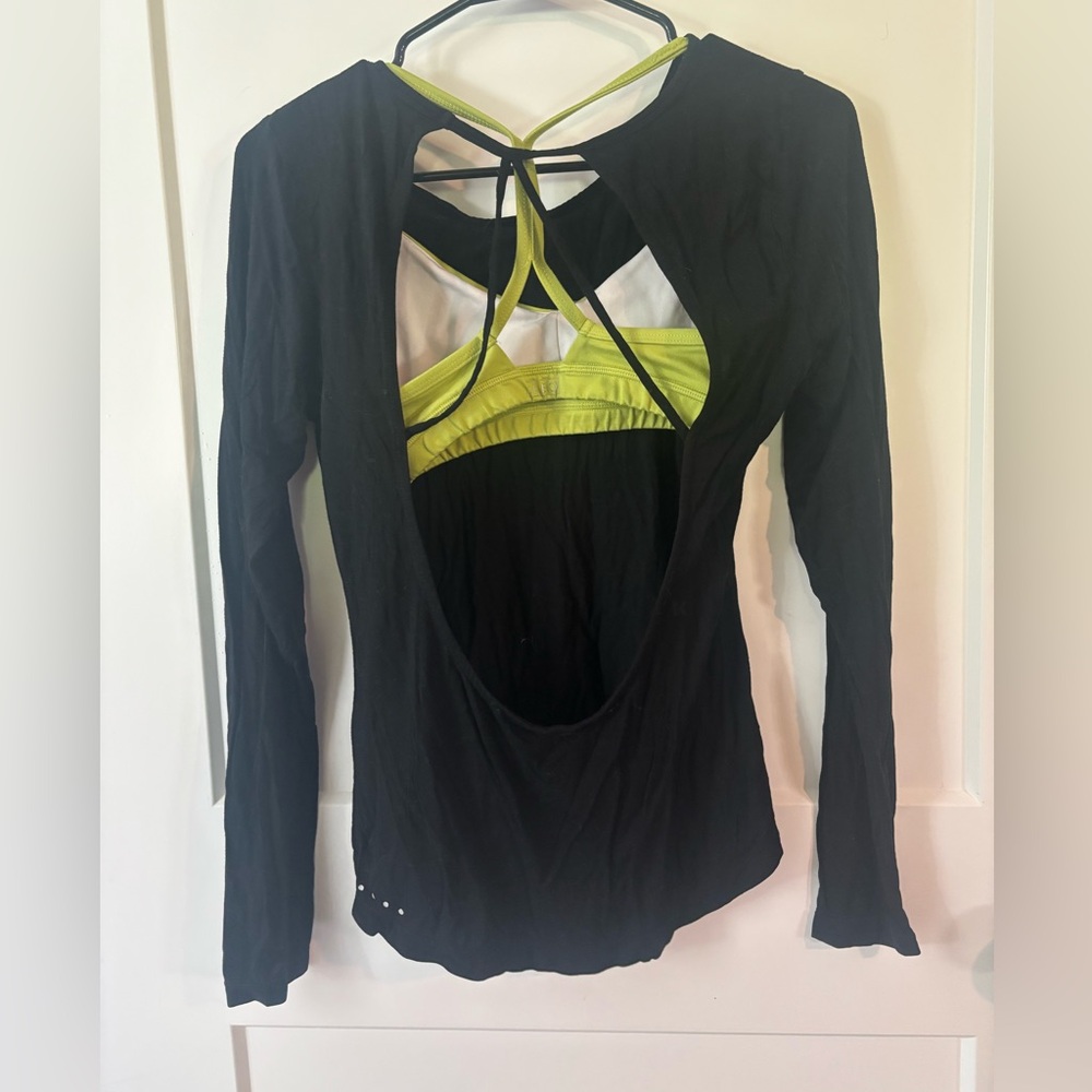 Black Long Sleeve Women's Open Back Top from Acta - size S